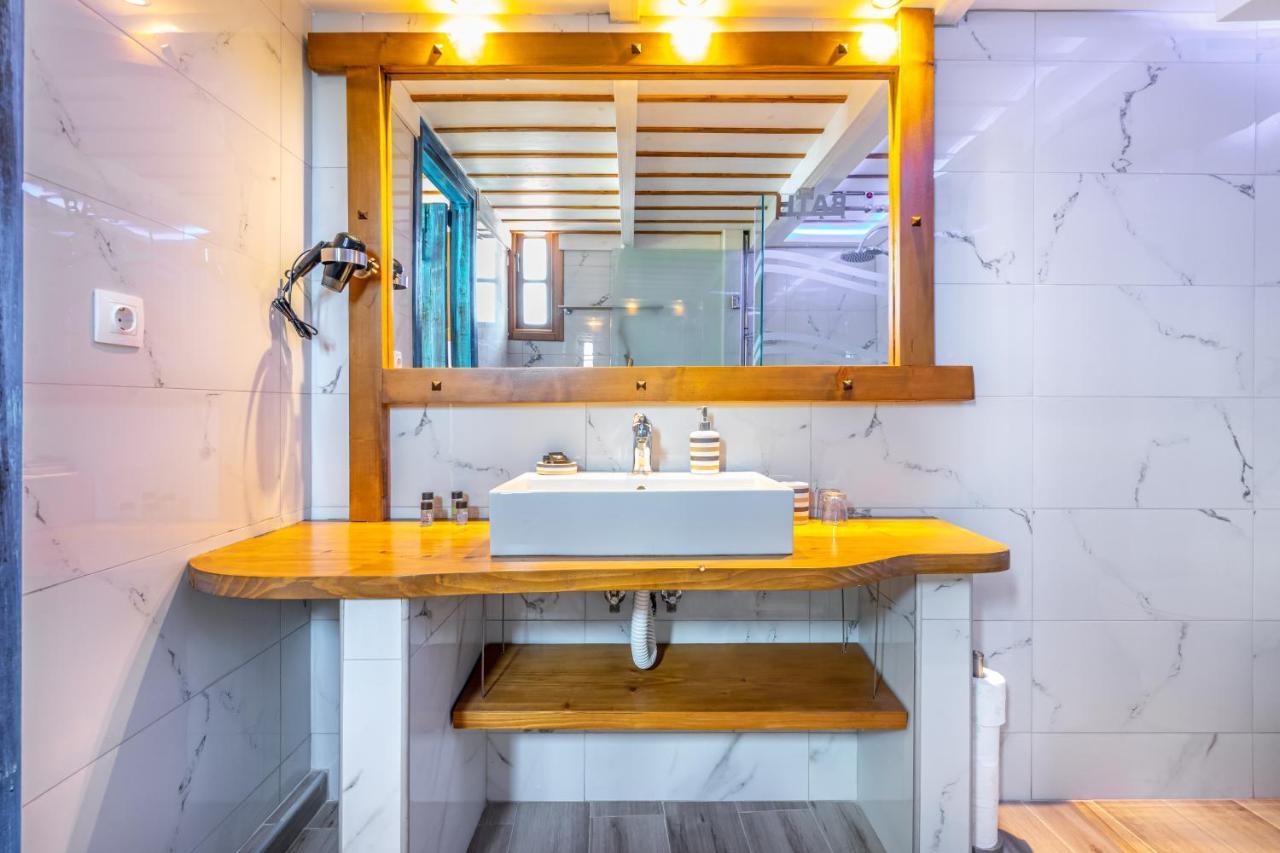 Cava D"Oro Suites Rhodes City Zewnętrze zdjęcie