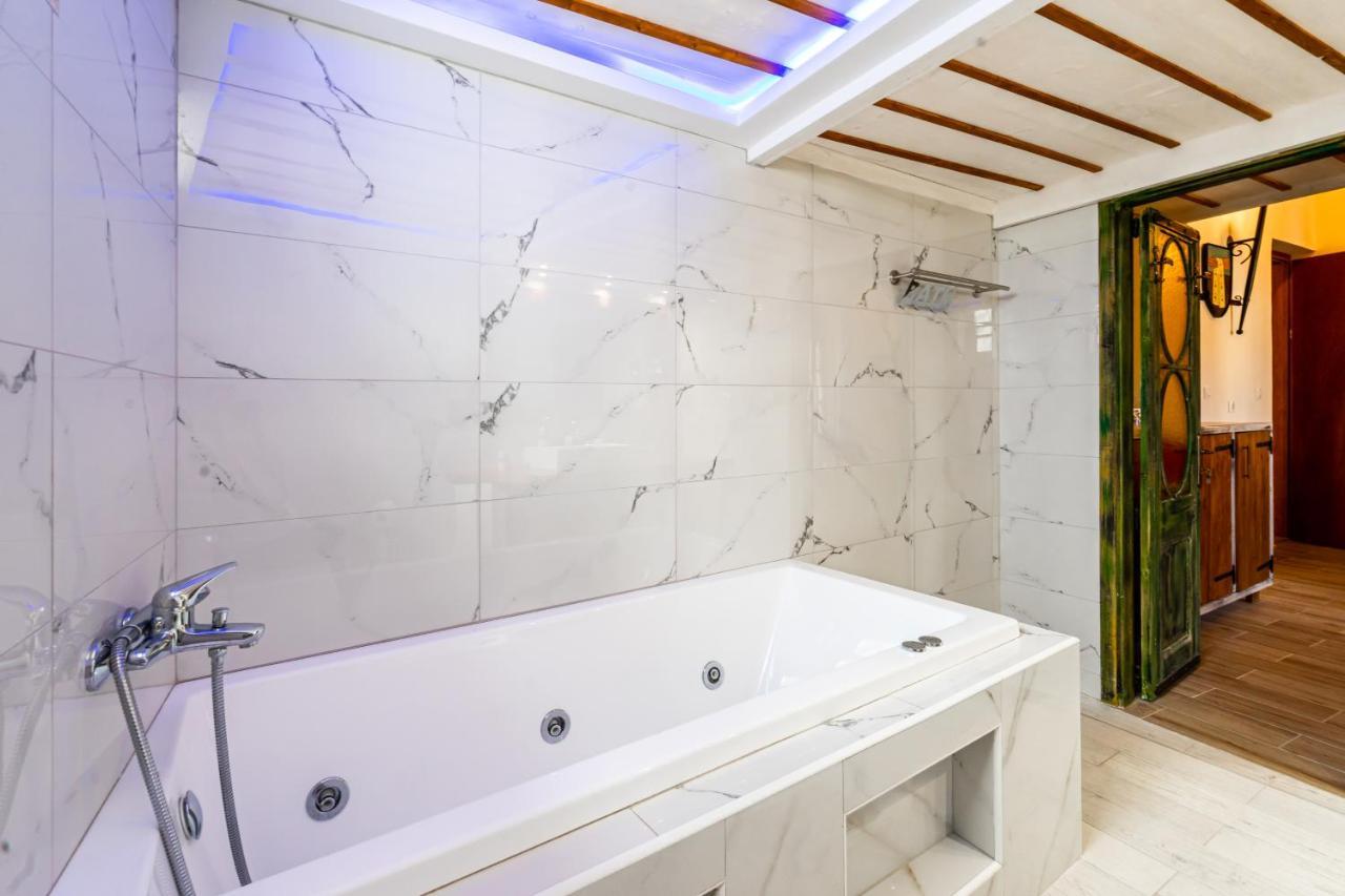 Cava D"Oro Suites Rhodes City Zewnętrze zdjęcie